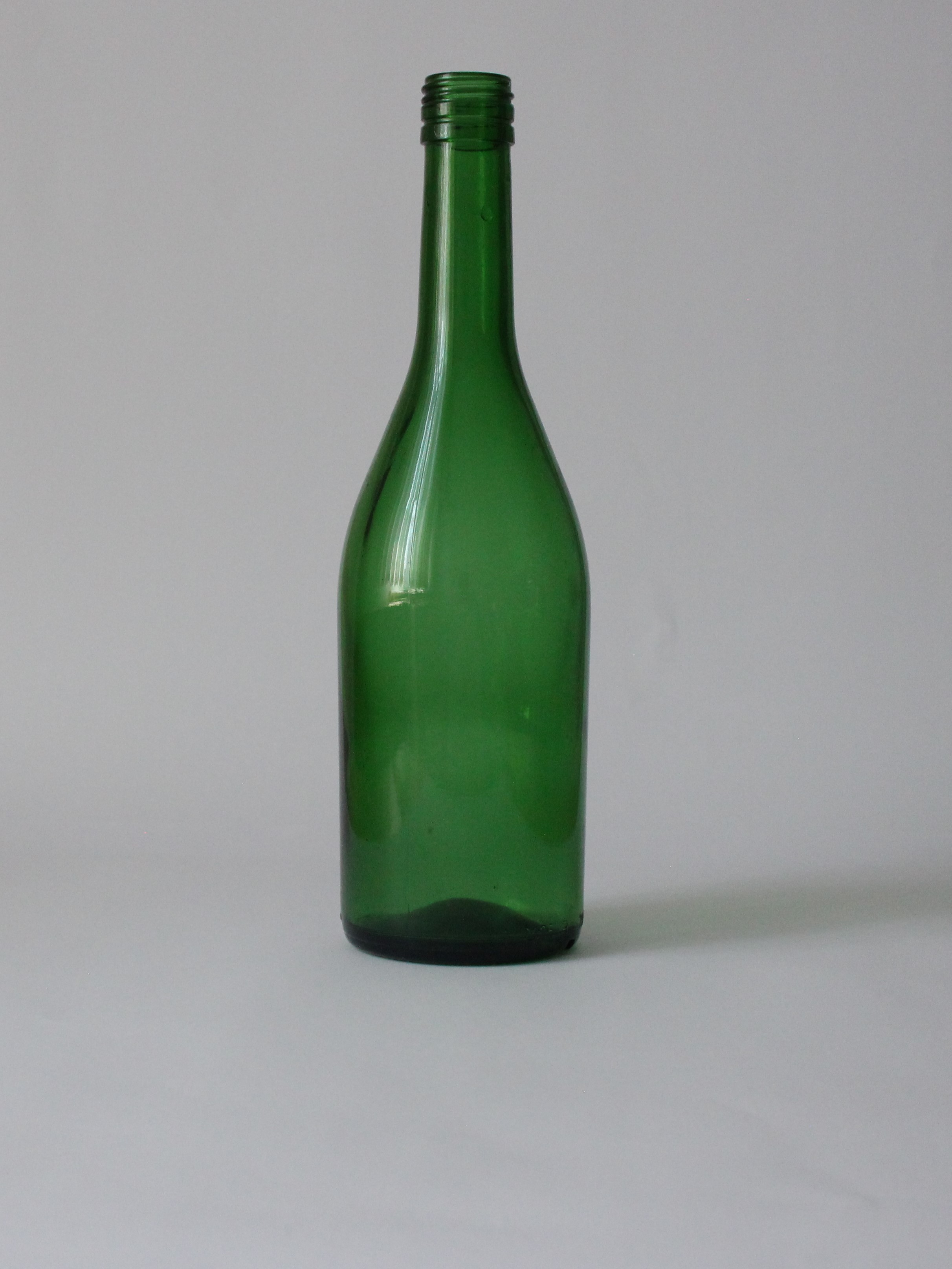 700 Ml Yeşil Şarap Şişesi